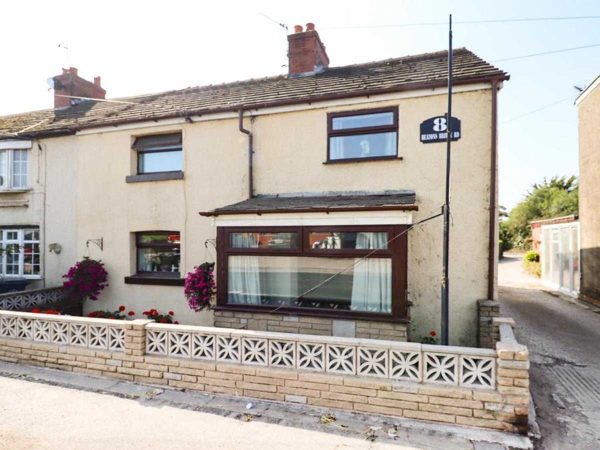 8 Heatons Bridge Road Holiday home Ormskirk